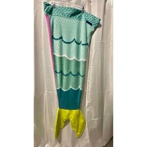 Mermaid Tail wearable Blanket - Blankie tails Green and yellow for teen